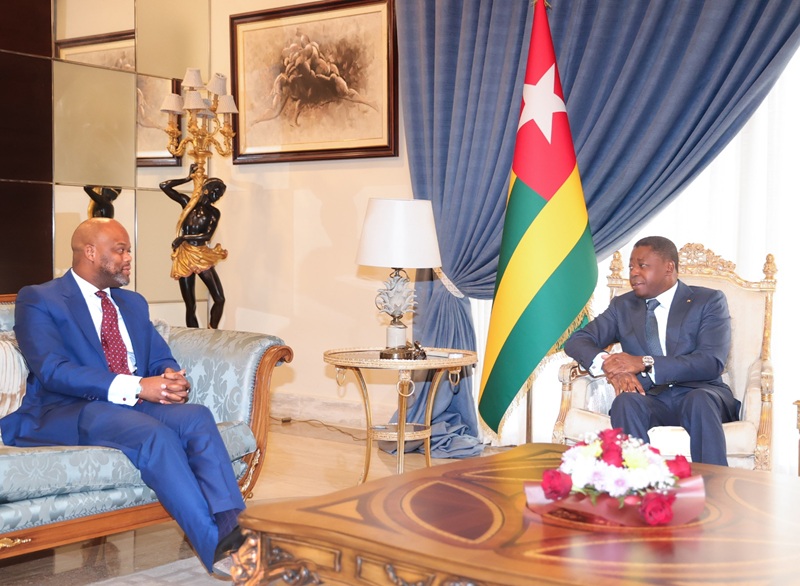 Le Président du Conseil, Faure Essozimna Gnassingbé a accordé ce mercredi 06 août 2025 une audience à Monsieur Wamkele Mene, Secrétaire général de la Zone de libre-échange continentale africaine (ZLECAF) en visite de travail à Lomé.