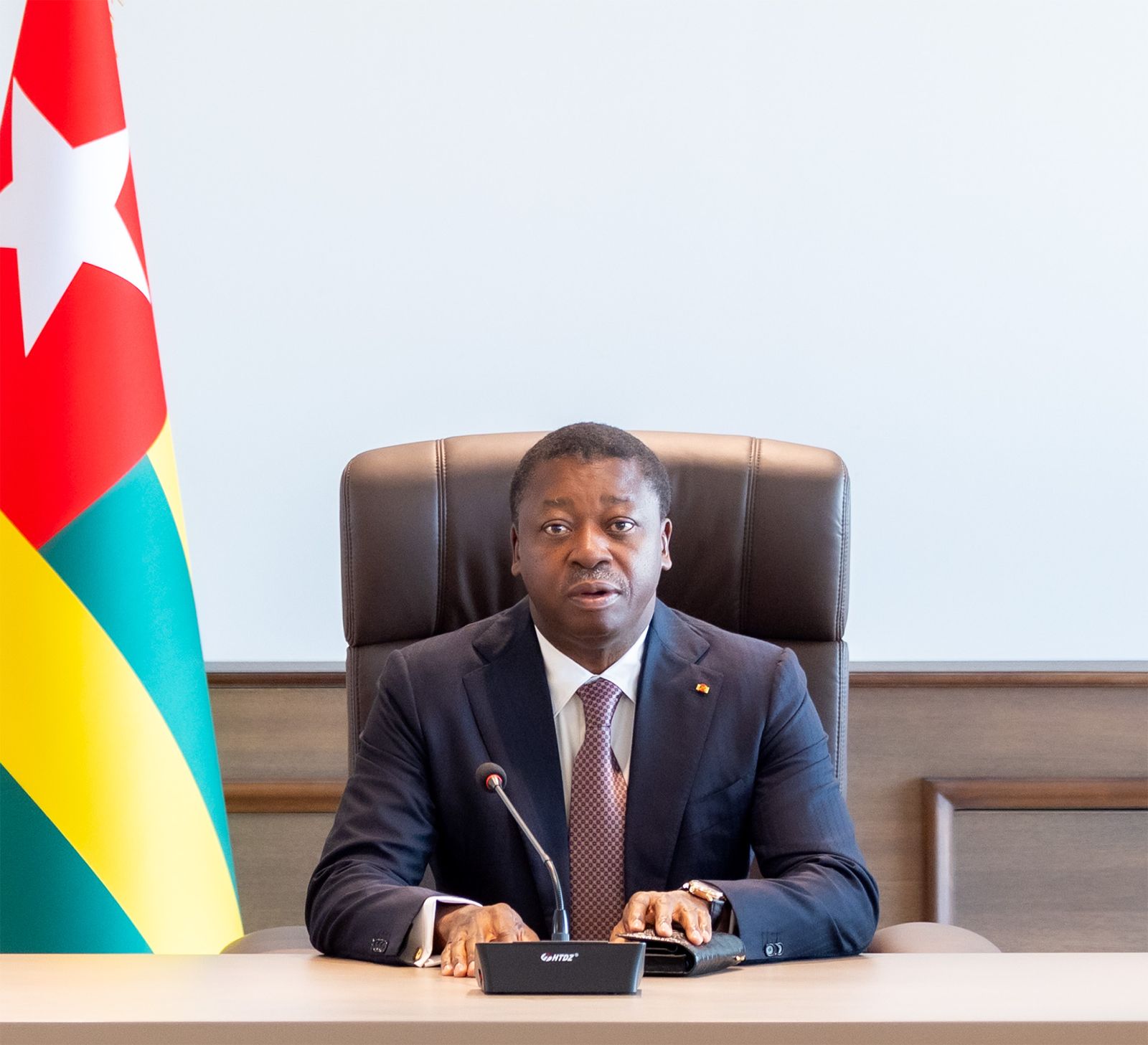 Le Président du Conseil Faure Essozimna Gnassingbé, a présidé ce 30 décembre 2025, le Conseil des ministres.  Au cours de cette séance, le Conseil a examiné et adopté trois projets de loi et trois décrets. Il a également abordé des questions d’actualité nationale et procédé à des nominations.