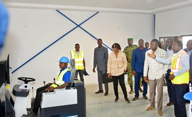 Le Président du Conseil, Faure Gnassingbé, a effectué ce 26 janvier 2026 une visite de terrain sur le chantier du Centre régional de mécanisation agricole (CRMA) de Tchitchao.