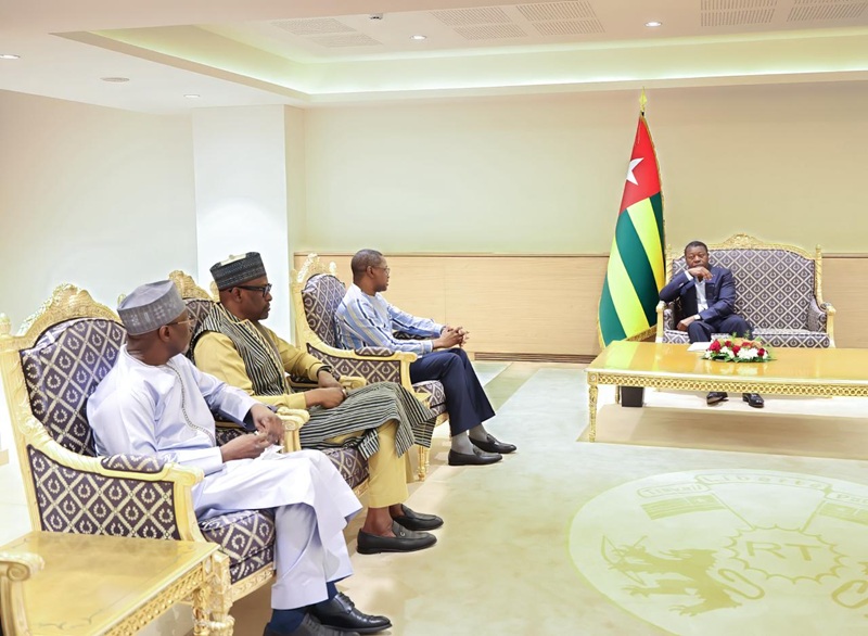 La Réunion de Haut Niveau sur la Nouvelle Stratégie du Togo pour le Sahel (2026–2028) tenue ce 18 avril 2026 à Lomé, à l’initiative du Président du Conseil, Faure Essozimna Gnassingbé, a été unanimement saluée par l’Alliance des États du Sahel (AES)