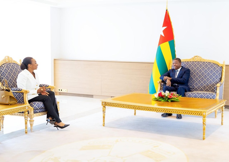 En marge des travaux de la troisième édition du forum d’affaires Biashara Africa ouverts ce 18 mai 2026 à Lomé, le Président du Conseil, Faure Essozimna Gnassingbé, a reçu la ministre nigériane de l’Industrie, du commerce et de l’investissement, Dr Jumoke Oduwole, prochaine présidente du Conseil des ministres de la Zone de libre-échange continentale africaine (ZLECAf).