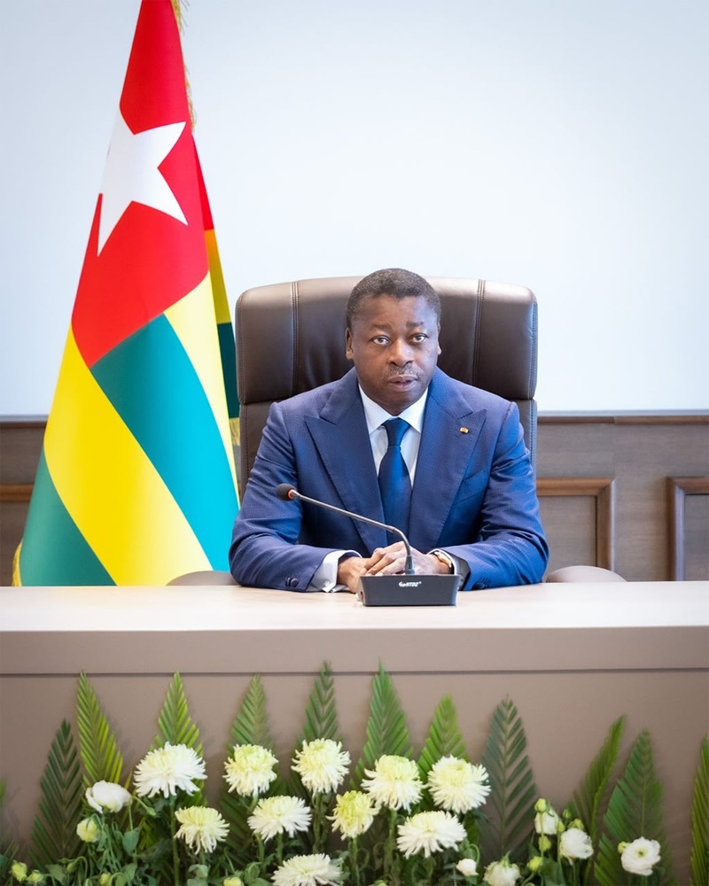 Le Président du Conseil Faure Essozimna Gnassingbé a présidé ce 26 juin 2026, le Conseil des ministres. Au cours des travaux, le Conseil a examiné six décrets règlementaires et quatorze décrets portant reconnaissance de la désignation des chefs de canton.