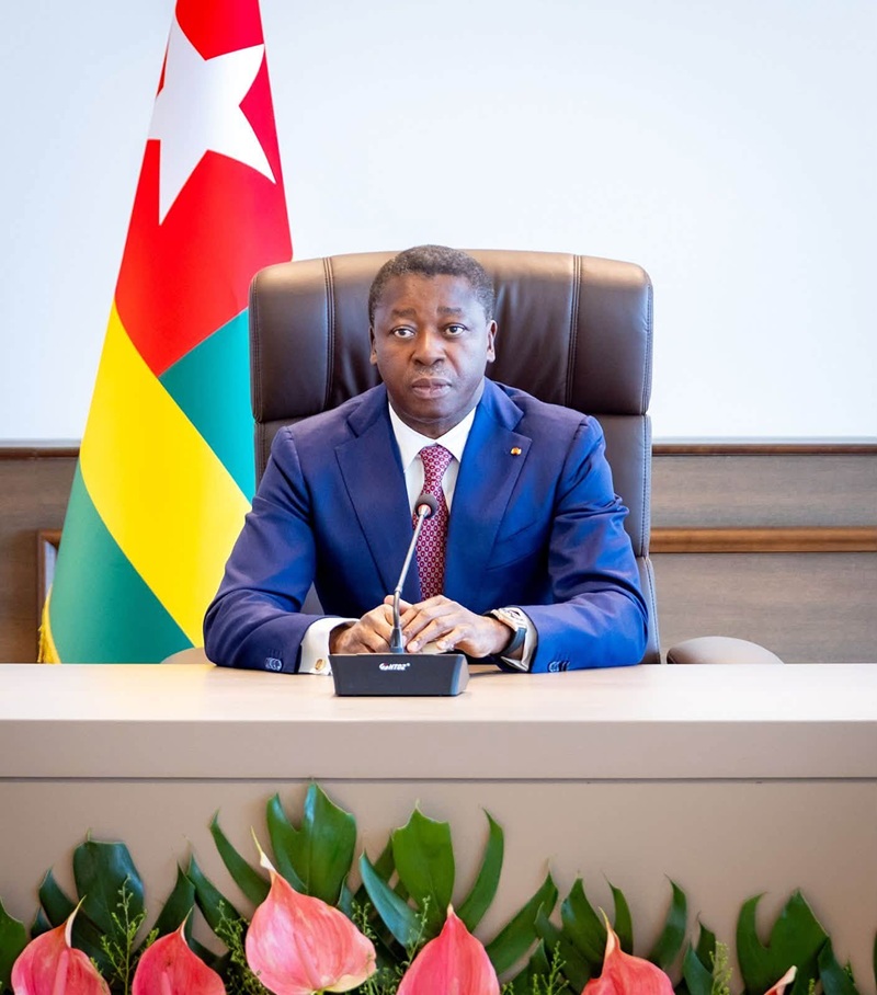 Le Président du Conseil, Faure Essozimna Gnassingbé a présidé ce 26 août 2026, le Conseil des ministres. Au cours des travaux, le Conseil a examiné et adopté un projet de loi, trois décrets, et procédé à une nomination.